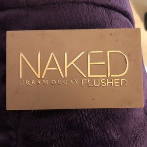 Urban decay naked flushed palette